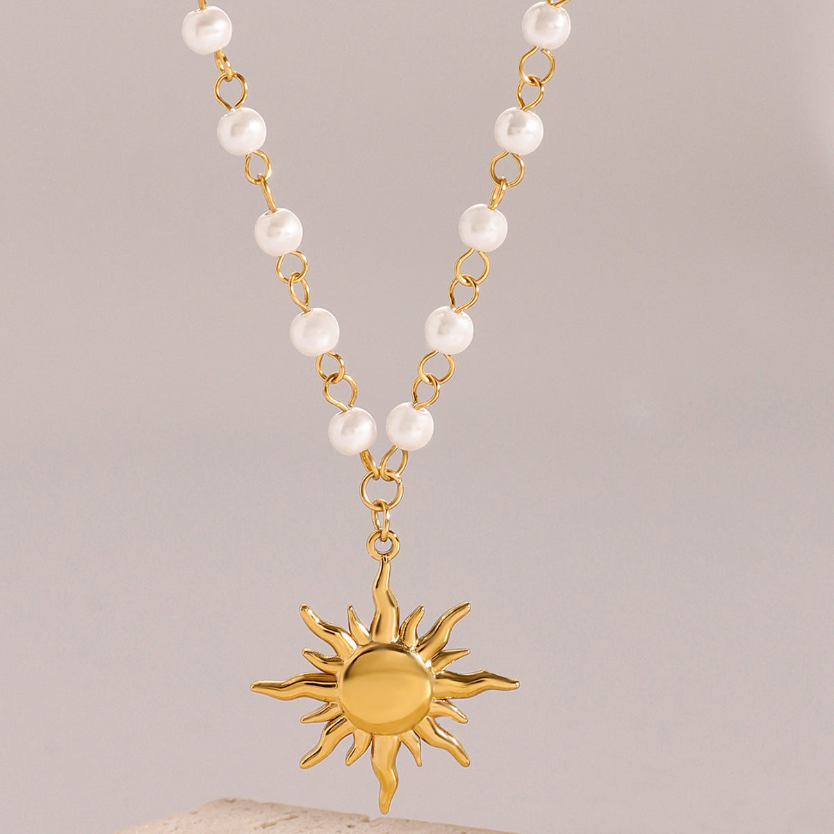 "High-Grade Stainless Steel Pearl Necklace"